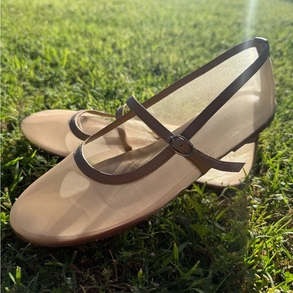 Tony Bianco Mesh Flats (Fit 9 or 9.5 best)